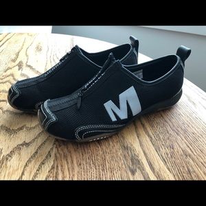 Merrell Zip-Up Tennis Shoe